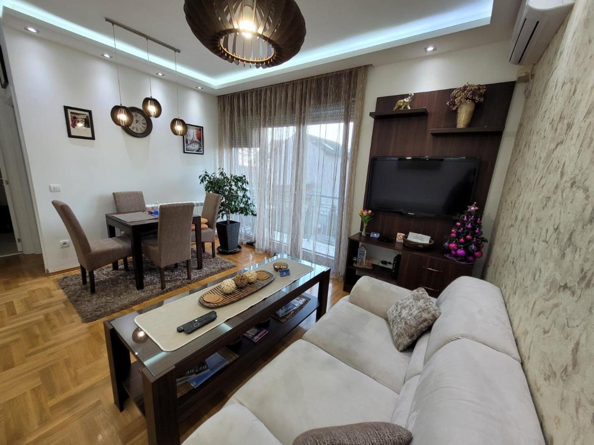 Apartment Iris Белград Екстериор снимка