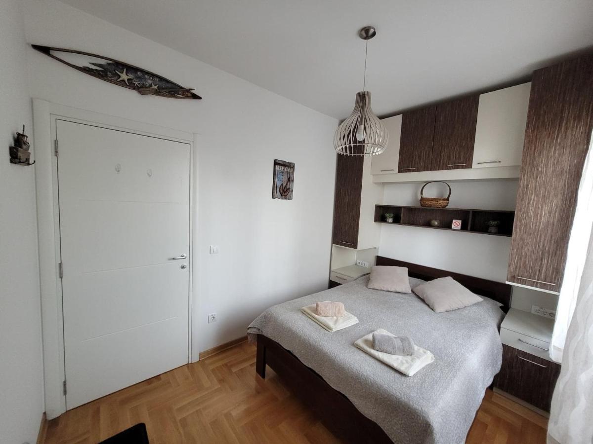Apartment Iris Белград Екстериор снимка