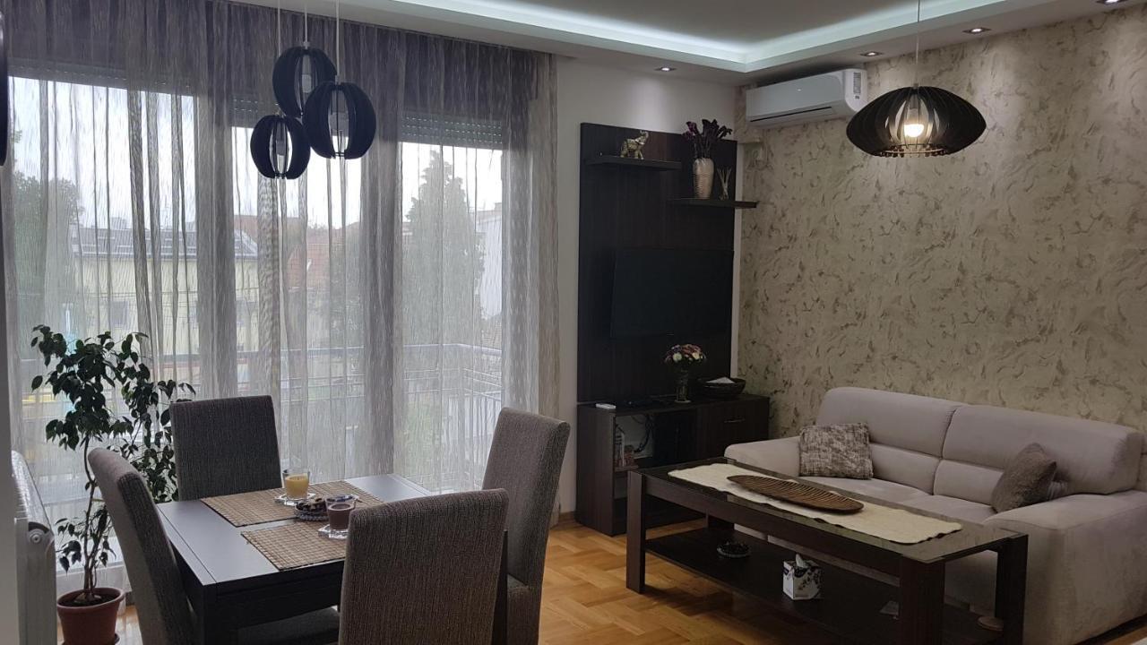Apartment Iris Белград Екстериор снимка